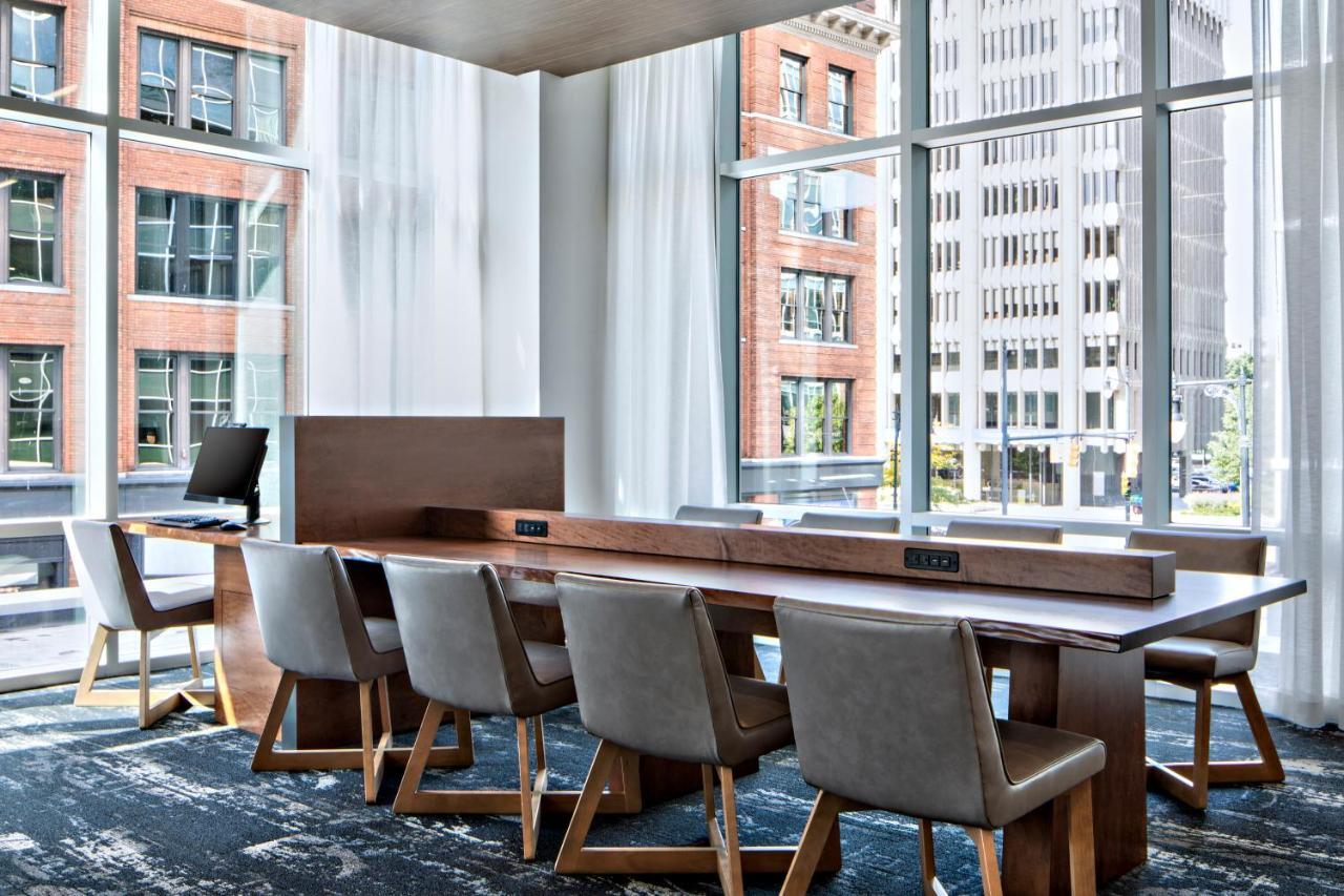 Hyatt Place Grand Rapids Downtown Exterior photo